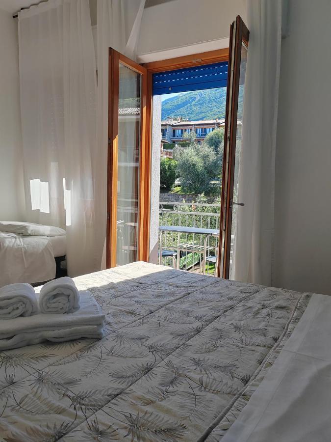 Hotel Luisa เบรนโซเน ซูล การ์ดา ภายนอก รูปภาพ